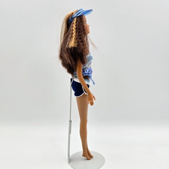 Teresa Cali Girl Fashion Barbie Doll 2003 C6463 Mattel Read - Picture 10 of 16
